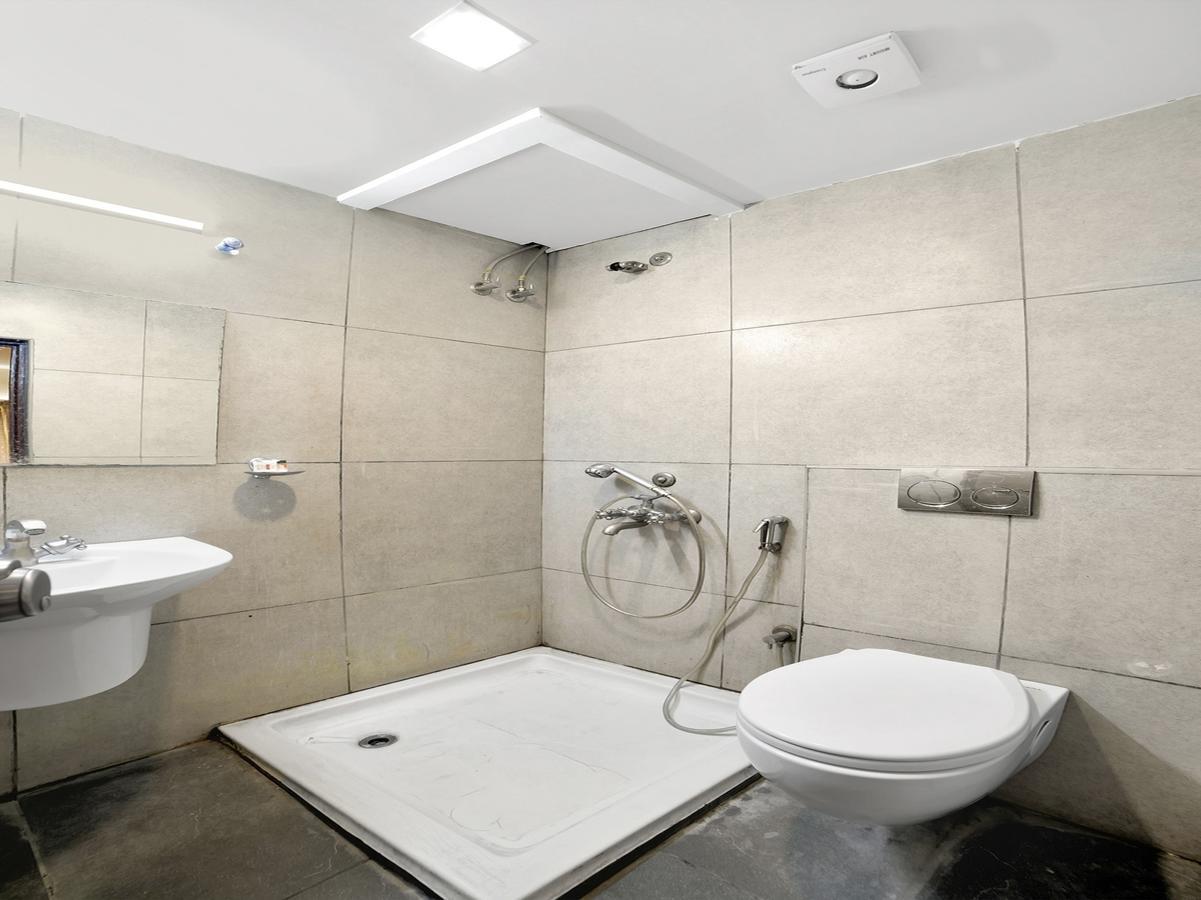 Oyo 674 Apartment Hotel Manar Luxury Suites 海得拉巴 外观 照片