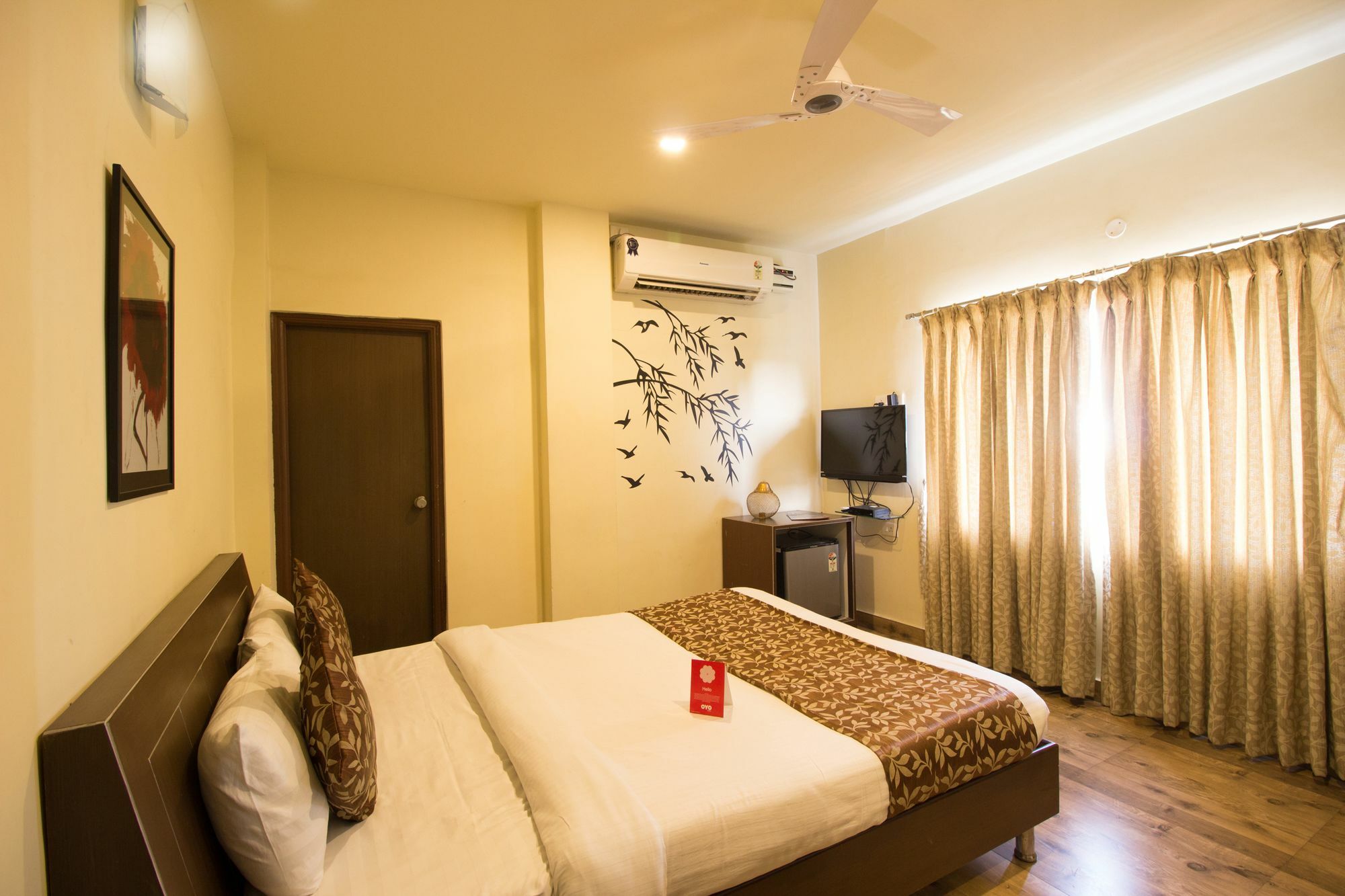 Oyo 674 Apartment Hotel Manar Luxury Suites 海得拉巴 外观 照片