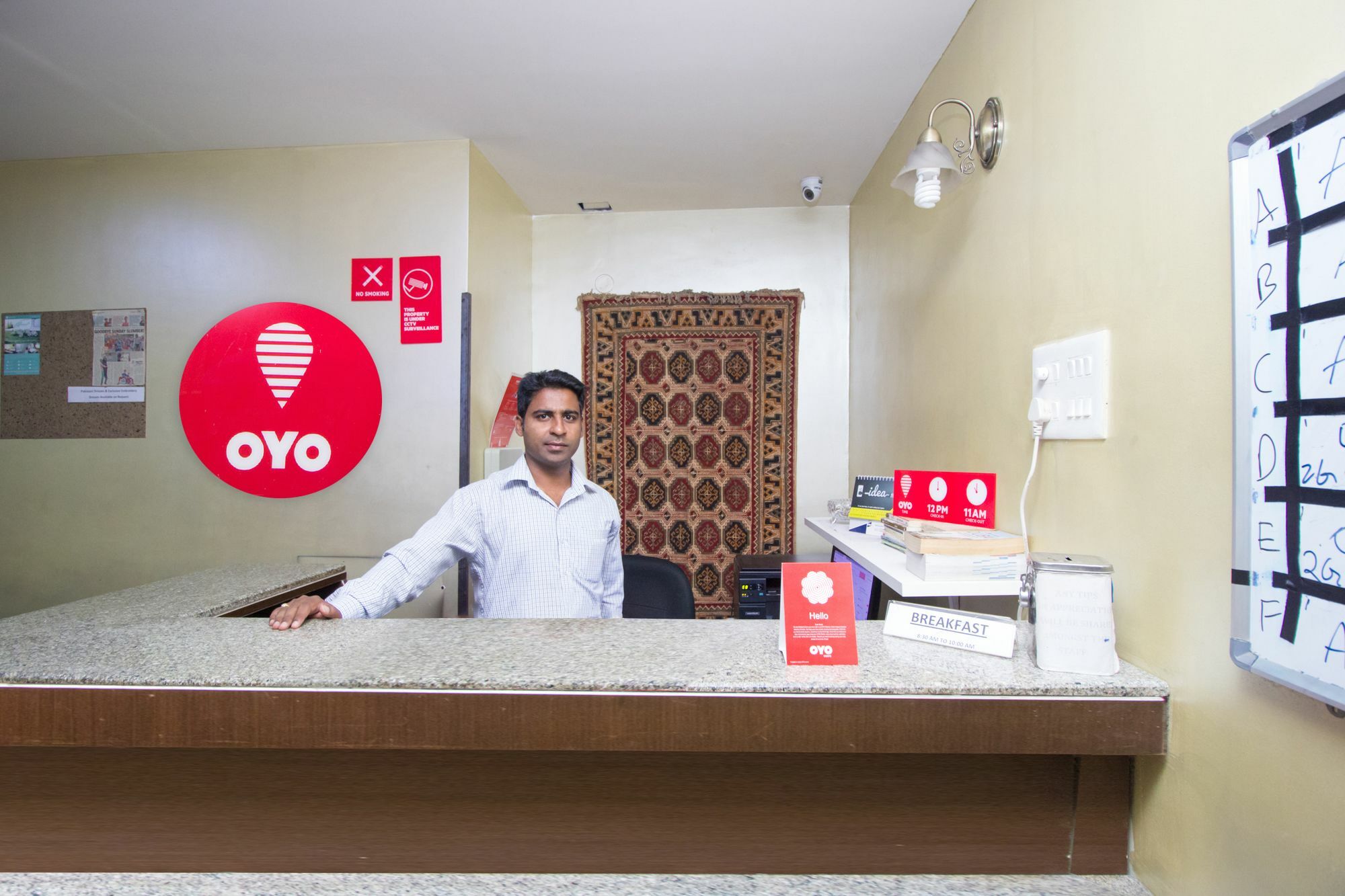 Oyo 674 Apartment Hotel Manar Luxury Suites 海得拉巴 外观 照片